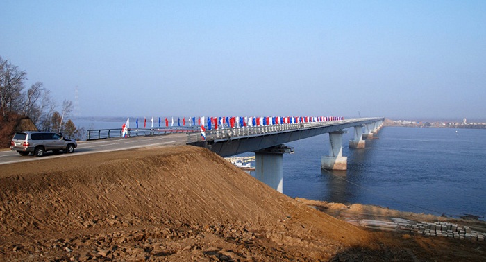 Russia, China begin construction of bridge across Amur River 